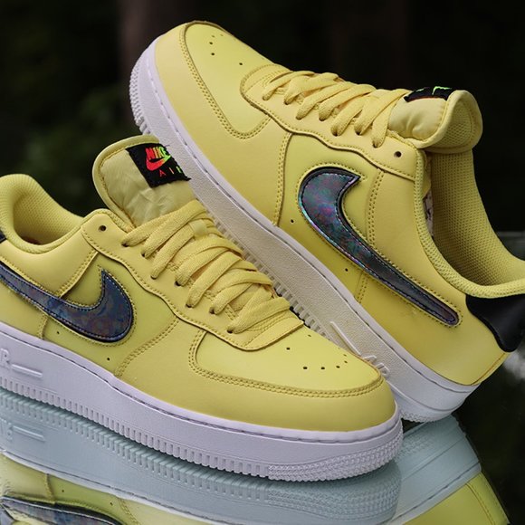 Nike Air Force 1 Low 07 Lv8 Yellow Pulse Men’s Size 8 - Picture 9 of 12